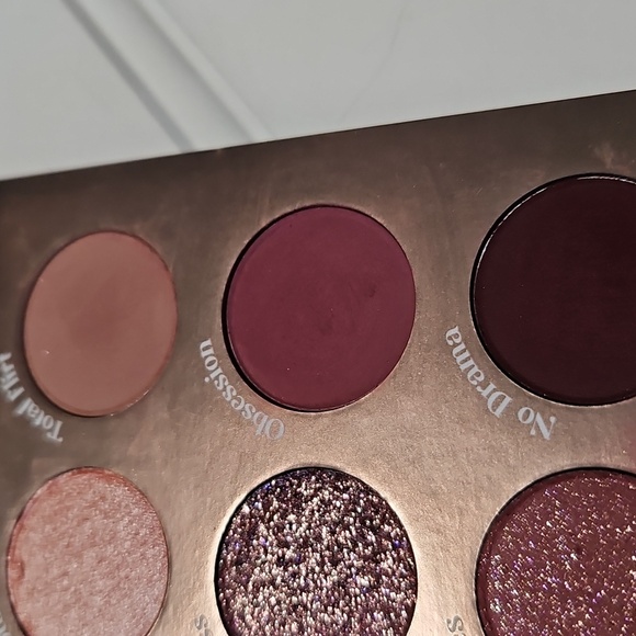 COLOURPOP MENAGE AMUAH EYESHADOW PALETTE-PINKS & MAUVES - Picture 4 of 7